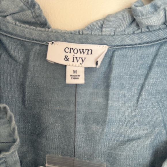 Crown & Ivy Light Blue Blouse Chambray Ruffle neck & sleeves medium - Picture 2 of 2